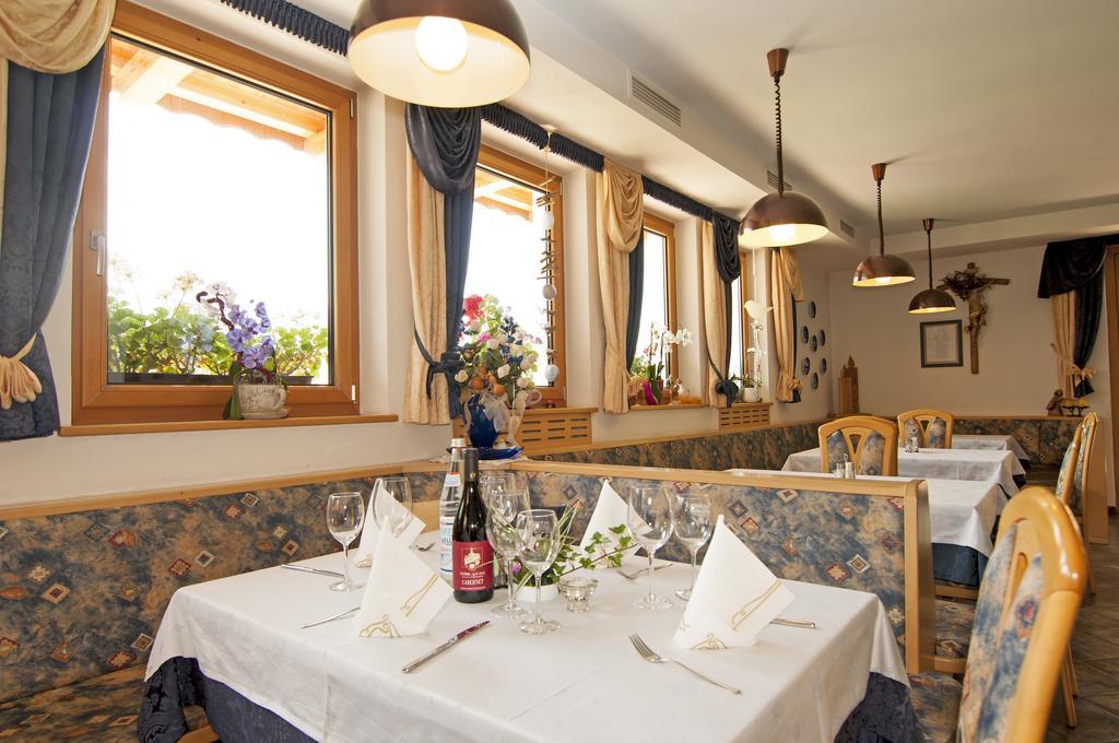Gasthaus Jaufenblick San Martino In Passiria  Exteriér fotografie